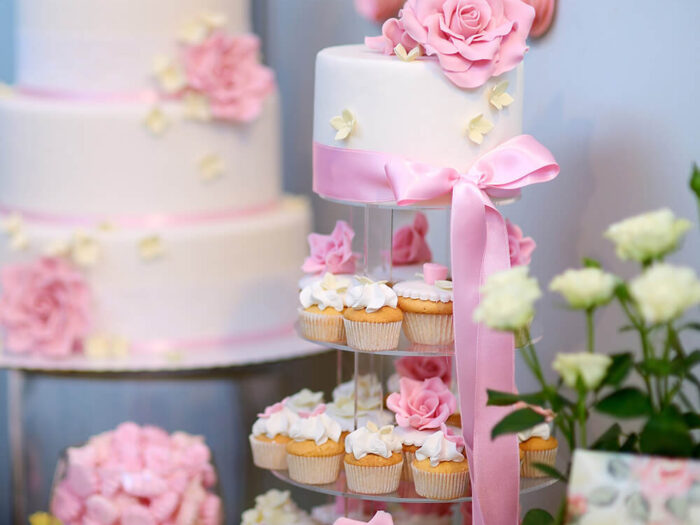 Cake with Caramel Icing